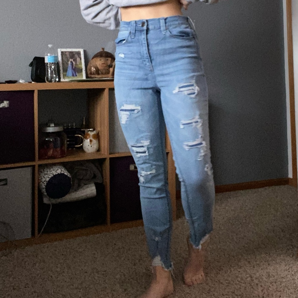 Mudd hogtied ripped Jeans (7 juniors)